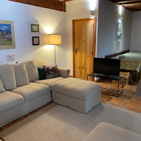 The Brunette Apartment Muxika